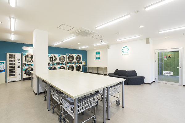 The 24 Laundry センター北店