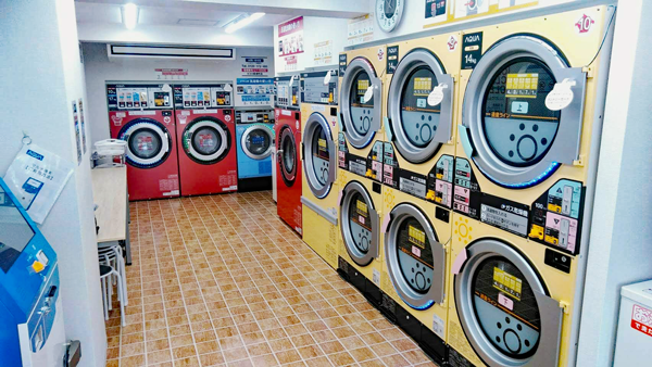 コインランドリー/ピエロ309号長者町店 店内