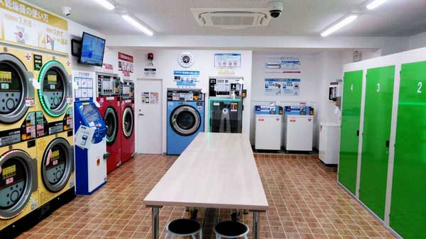 コインランドリー/ピエロ335号木月店 店内