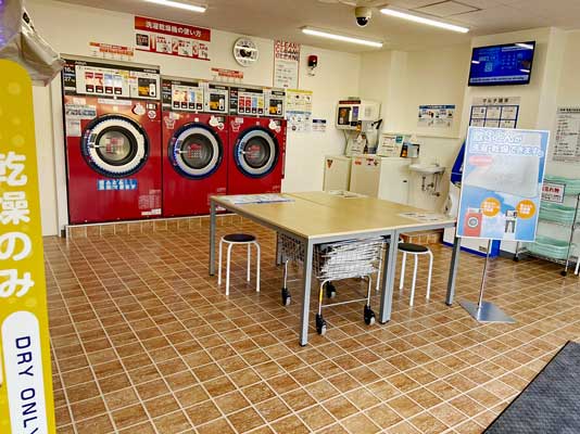 コインランドリー/ピエロ402号丸山台店 店内
