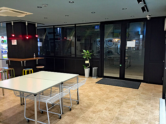 店内の様子2