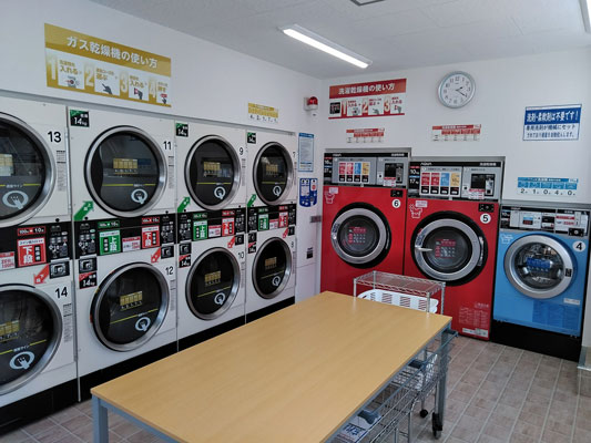 コインランドリー/ピエロ149号北町店 店内