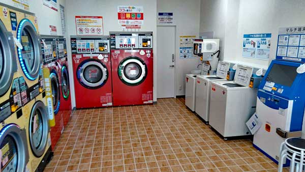 コインランドリー/ピエロ393号和光本町店 店内