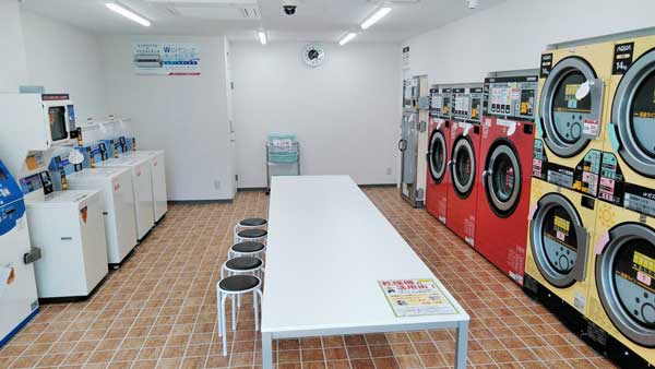 コインランドリー/ピエロ396号柏座店 店内