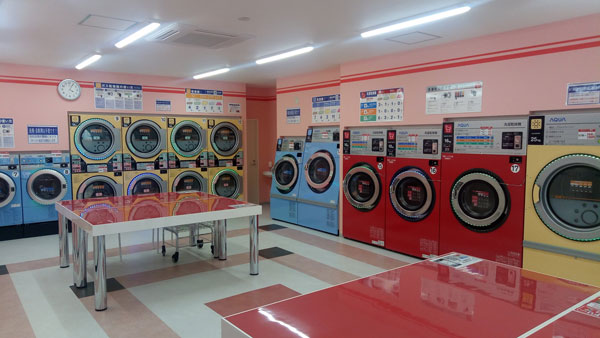 コインランドリー/ピエロ103号本羽田店 店内
