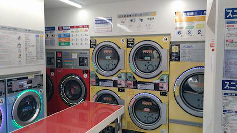 コインランドリー/ピエロ105号向原店 店内