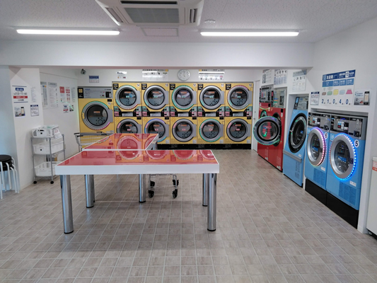 コインランドリー/ピエロ109号石原店 店内