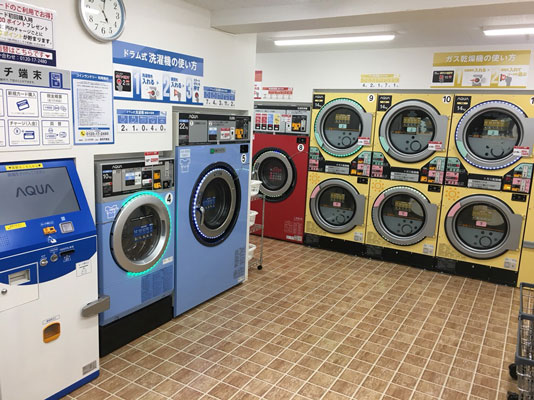 コインランドリー/ピエロ199号高井戸東店 店内