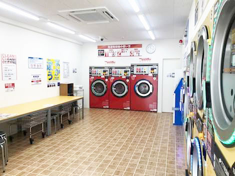 コインランドリー/ピエロ212号成増店 店内