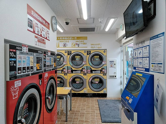 コインランドリー/ピエロ276号矢口店 店内