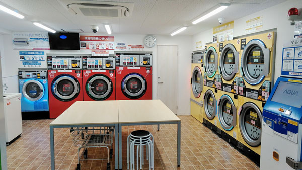 コインランドリー/ピエロ292号南台店 店内