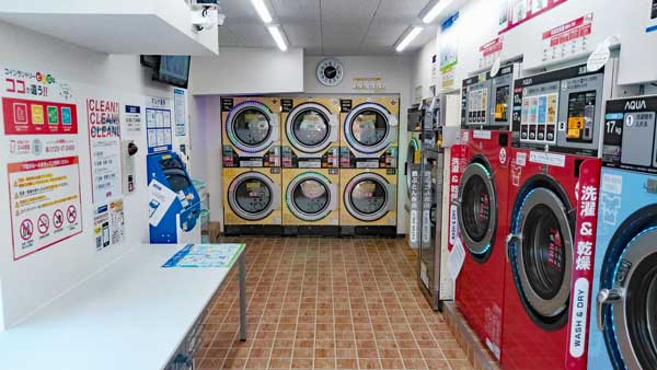 コインランドリー/ピエロ388号晴見町店 店内