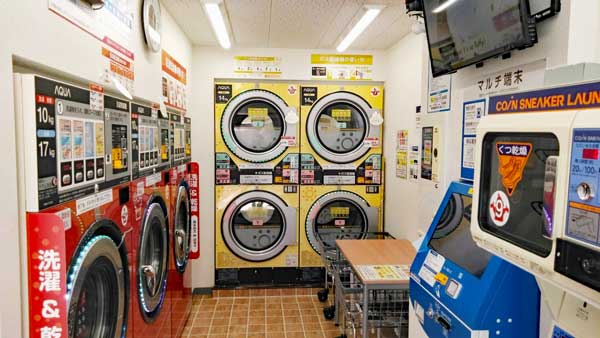 コインランドリー/ピエロ392号大久保店 店内