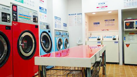 コインランドリー/ピエロ99号春日町店 店内